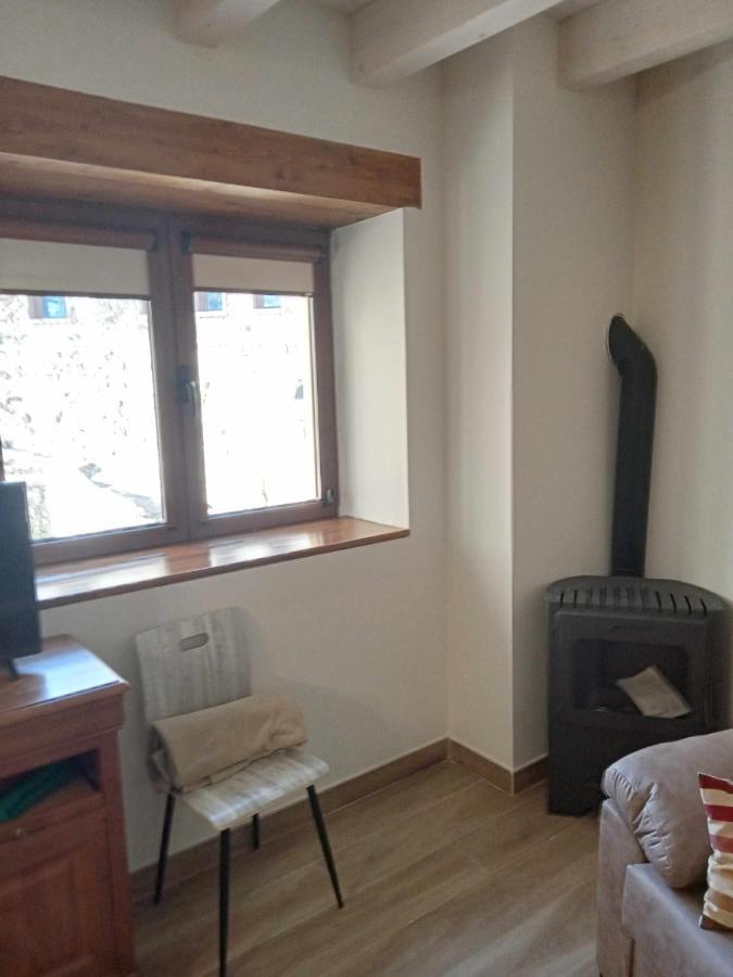 サジェント・デ・ガジェゴ Casitas En Sallent En El Centroヴィラ エクステリア 写真
